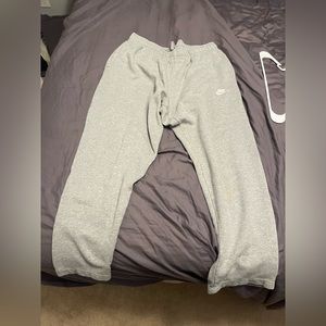 nike sweats